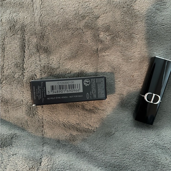 Dior Rouge Lipstick - Classic nude - Picture 2 of 4